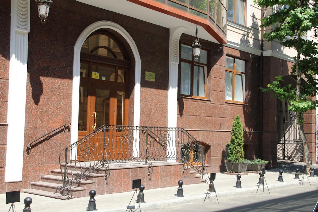 Apartment In Center Of Odessa Kültér fotó